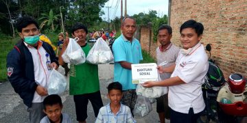 LAZISMU Pekanbaru Bantu Masyarakat Terdampak Banjir