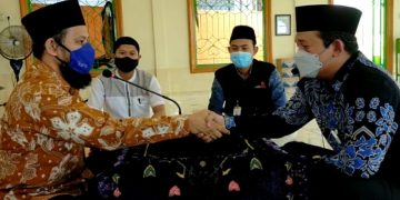 Perbaiki Indentias, Wawan Syahadat Kembali