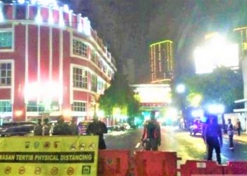 Tekan Kasus COVID-19 di Pekanbaru, Jalan Protokol di Disekat Setiap Malam Mulai Jam 9 Malam