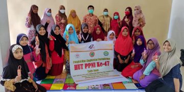 Tim STIKES Hang Tuah Pekanbaru Berikan Edukasi Kesehatan tentang COVID