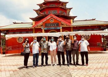 ASITA Kepri Dampingi Anggota DPR RI Cen Sui Lan Mengunjungi Destinasi Wisata Golden City Batam