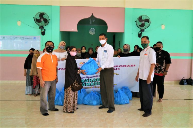 Bank Mega Syariah Salurkan Zakat Melalui LAZISMU Pekanbaru