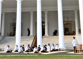 Jokowi Tidak Pulang Kampung , Sholat Eid di Istana Kepresidenan Bogor