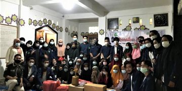 BEM Fakultas Ekonomi Bisnis Universitas Bung Hatta Bersinergi dengan DPP Alumni untuk Berbagi di Bulan Ramadhan