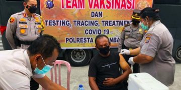 Warga Pekanbaru Antusias Sambut Pemberian Vaksin COVID-19 ‘Door to Door’