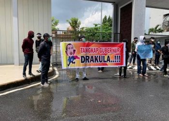 Tak Terima Disebut Drakula, Gubri Syamsuar Lapor ke Polisi