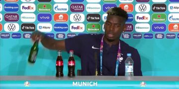 Giliran Paul Pogba Singkirkan Botol Bir Heineken di Konferensi Pers Euro 2020