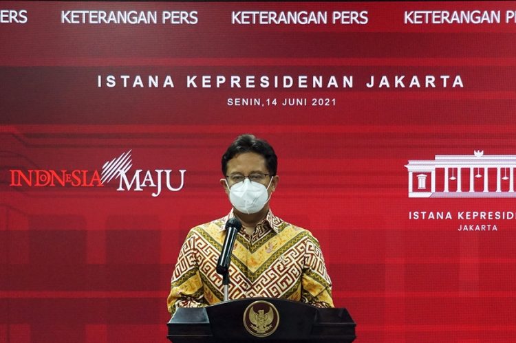 Didukung TNI dan Polri, Pemerintah Targetkan Satu Juta Vaksinasi Per Hari