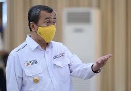 Gubri Gelar Pertemuan Dengan Kepala OJK Riau