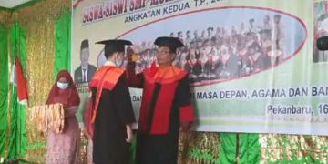 Wisuda dan Perpisahan Siswa-siswi Kelas 9 SMP Muhammadiyah 4 Pekanbaru Tahun Pelajaran 2020/2021
