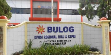 Bulog Riau Salurkan 3.156.230 Kg Beras untuk 315.623 KPM di 12 Kabupaten Kota
