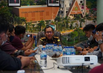 Kejati Riau Tetapkan Mantan Bupati Kuansing Tersangka 6 Proyek Senilai Rp13 Miliar