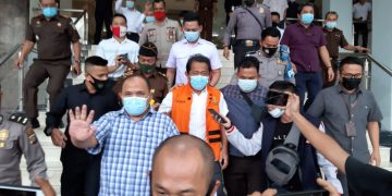 Mantan Sekdaprov Riau Divonis 3 Tahun Penjara