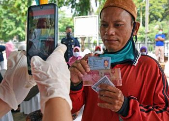 Finansial Makro Kemenkeu: Bansos Selamatkan 18 Juta Orang dari Kemiskinan