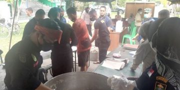 Penggawa LAM Riau Ambil Bagian di Dapur Lapangan Korem 031/Wira Bima