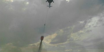 Tiga Unit Helikopter Water Boombing Disiagakan Bantu Karhutla di Riau