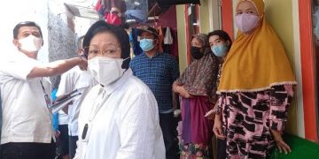 Temukan Dana Bansos Dipotong Sebesar Rp 50 Ribu, Mensos Risma Ngamuk