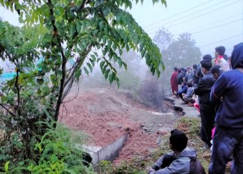 Akses Sumbar-Riau Putus Akibat Banjir