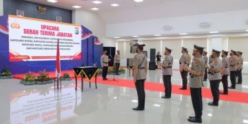 2 Pejabat Utama Polda Riau dan 7 Kapolres Laksanakan Sertijab