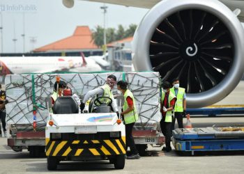 3,5 Juta Dosis Vaksin Moderna dan 620 Ribu Dosis AstraZenecca Tiba di Indonesia