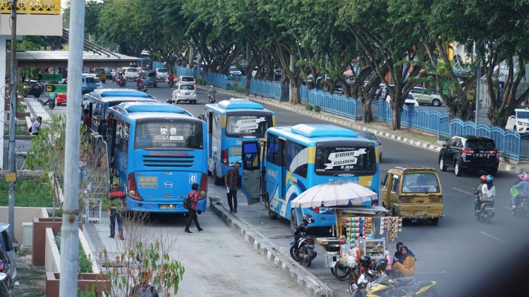 Operasional Bus TMP Dihentikan Sementara Akibat PPKM Level 4 Diperpanjang