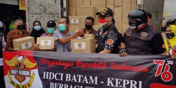 Berbagi di Hari Kemerdekaan, Komunitas Harley Davidson Tebar 1.945 Paket Sembako