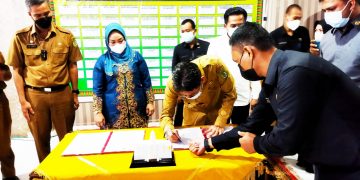 Bupati Rohil Deklarasikan Komitmen Publik Percepatan Pencegahan dan Penanganan Stunting Terintegrasi