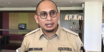 Andre Rosiade ke Gubernur Sumbar : Sini Saya Tunjukin Bengkel Mobil !