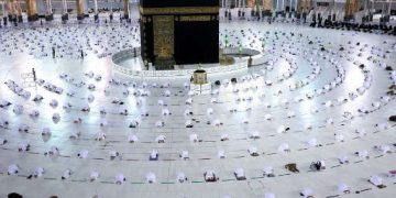 Arab Saudi Masih Tahan Visa Umrah Indonesia karena COVID-19