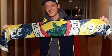 Bikin Bangga ! Apparel Olahraga Asal Indonesia Ini Kerja Sama dengan Mesut Ozil