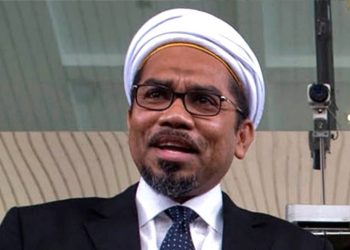 Ali Ngabalin Sindir Kondisi Yahya Waloni yang Sakit Jantung : Kalian Telah Membohongi Ummat
