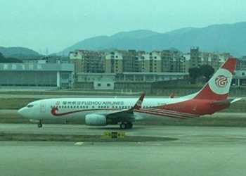 Permintaan Penerbangan China-AS Melonjak, Harga Tiket Meroket