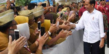 Jokowi Bakal Umumkan Kenaikan Gaji PNS, Begini Respons DPR