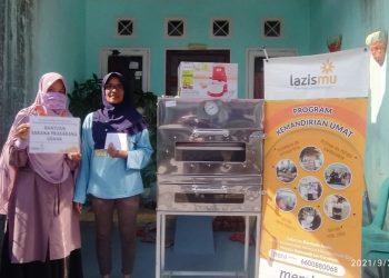 LAZISMU Pekanbaru Bantu Wujud Mustahiq Buka Usaha Donat