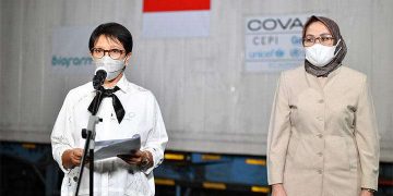 Tiga Kloter Vaksin COVID-19 Tiba di Indonesia, Ada Pfizer dan AstraZeneca