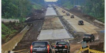 Geger, PUPR Bakal Buat Jalan Tol Pertama di Indonesia Pakai Bambu