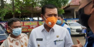 Diprotes Warga, Walikota Pekanbaru Kaji Ulang Parkir Berbayar di Minimarket