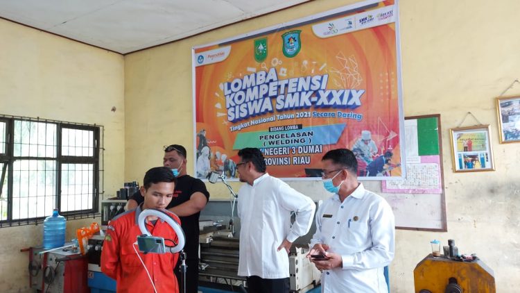 Siswa SMKN 3 Dumai ikuti Lomba Kompetisi Siswa