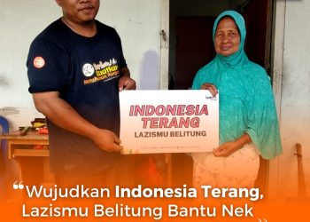 Wujudkan Indonesia Terang, LAZISMU Belitung Bantu Nek Hamijah Terangi Rumahnya