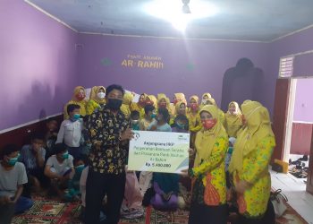 Sambut HUT IIKP PT Pegadaian Kanwil II Pekanbaru Berikan Bantuan 2 Panti Asuhan