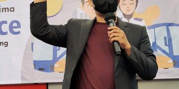 Catatan Jumat : | JEBAKAN KENIKMATAN |