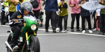 Cari tahu Motor Tunggangan Presiden Jokowi di Sirkuit Mandalika
