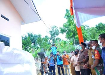 Wakil Walikota Ayat Cahyadi, Resmikan Bedah Rumah LAZISMU Pekanbaru untuk Abdul Wahid Hidayat