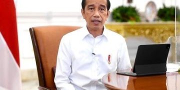Jokowi Larang Sekolah Minta Ortu Teken Surat Tanggung Vaksin Anak
