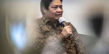 Airlangga : Penanganan Pandemi Indonesia Masuk Empat Terbaik Dunia