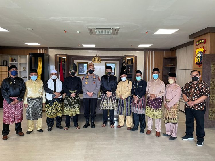 LAM Riau : Tak Ada dualisme Doktor Rizaldi Putra sah Pimpin LAMR Kota Pekanbaru