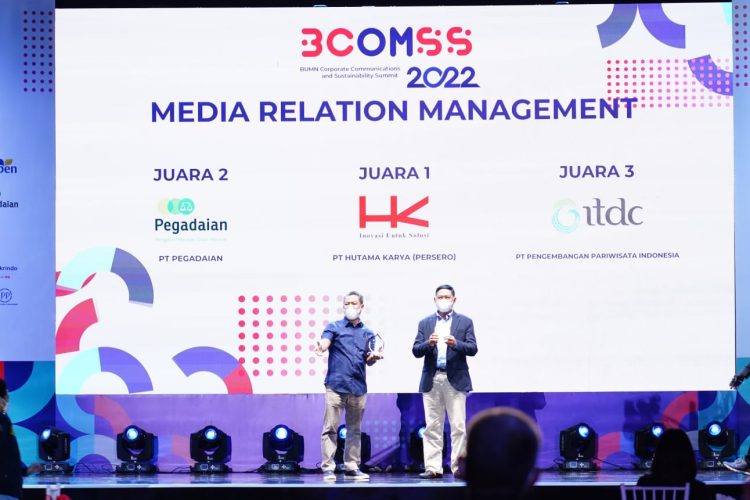 Selamat ! Pegadaian Menangkan 2 Kategori Penghargaan BCOMSS 2002