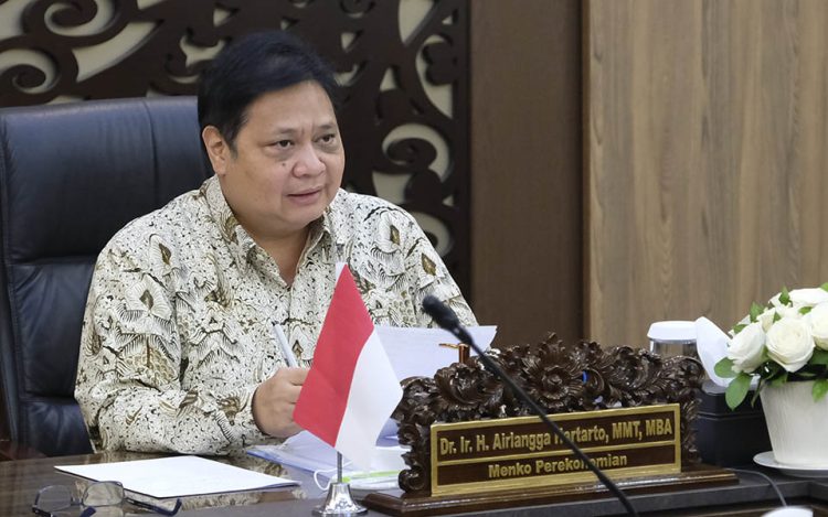Airlangga : Arahan Presiden, Karantina Bagi Jemaah Umrah dan PPLN Jadi 1