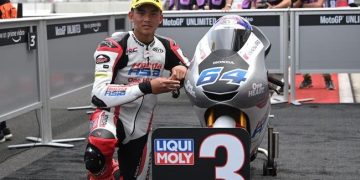 Moto3 Mandalika : Mario Aji Super Happy Start dari Baris Terdepan!