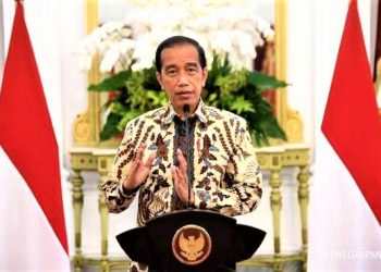 Jokowi : Tahun ini Boleh Salat Tarawih Berjamaah dan Mudik Lebaran